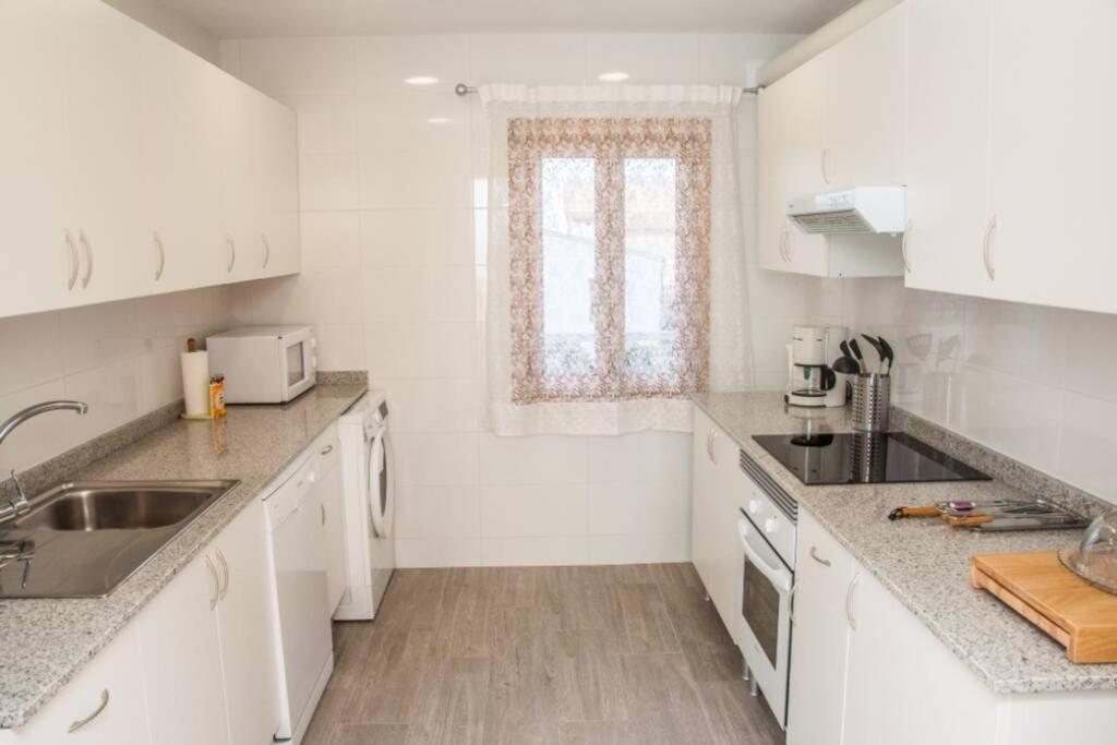 Villa Сон Сера де Марина Екстериор снимка