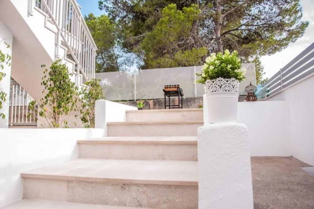 Villa Сон Сера де Марина Екстериор снимка